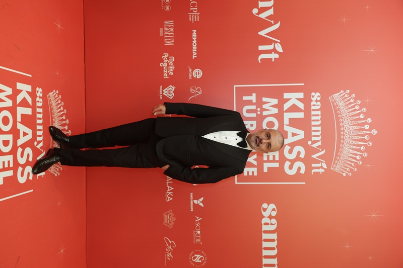 Sammyvit Klass Model Türkiye 2025 :  Ünlü �simler K�rm�z� Hal� ��kl���yla Oscar Gecesini Aratmad�